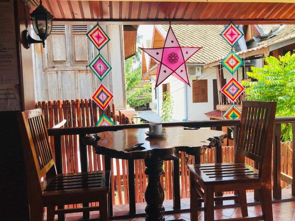 Apple Guesthouse Luang Prabang Exterior photo